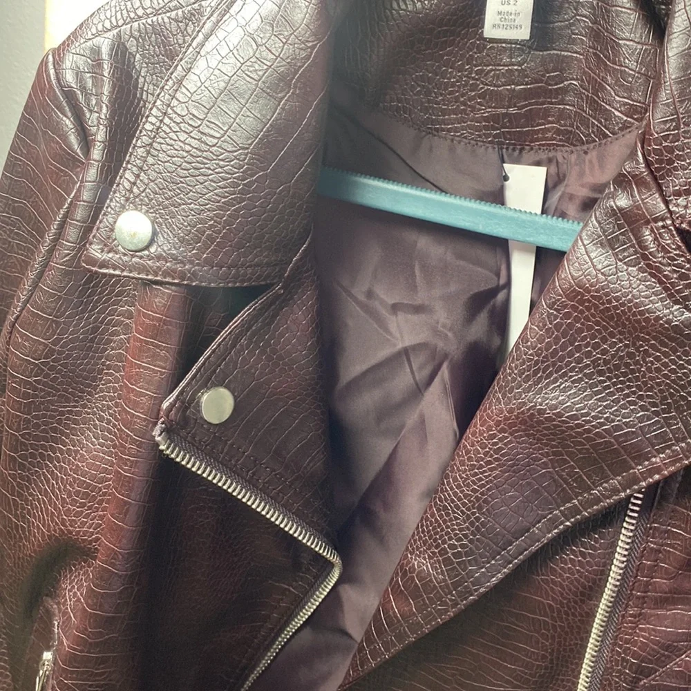 Dark purple leather jacket - Picture 2 of 4